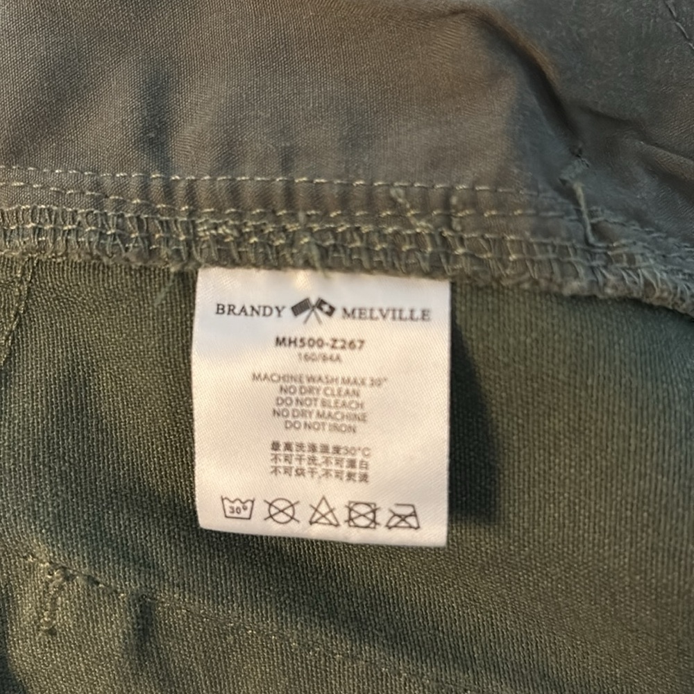 Brandy Melville Green Kim Cargo Pants - Picture 6 of 6